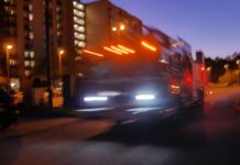 Incendio causa daños en complejo residencial de Whitehaven