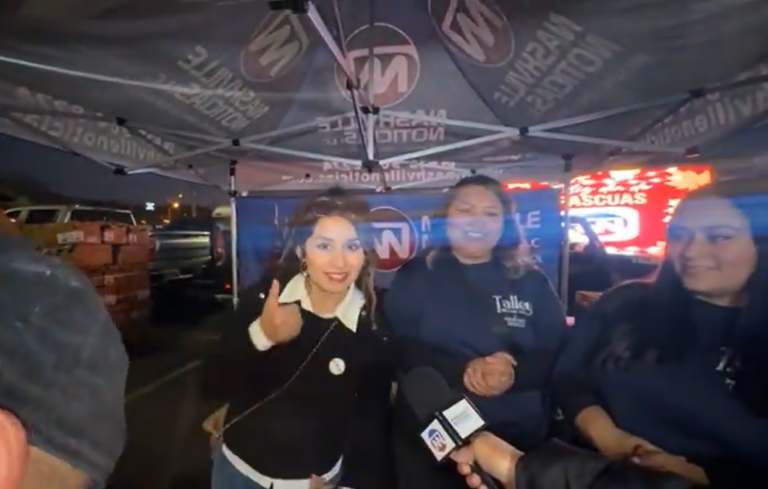 Nashville Noticias y patrocinadores unen a la comunidad hispana con la entrega de alimentos para la cena de Acción de Gracias