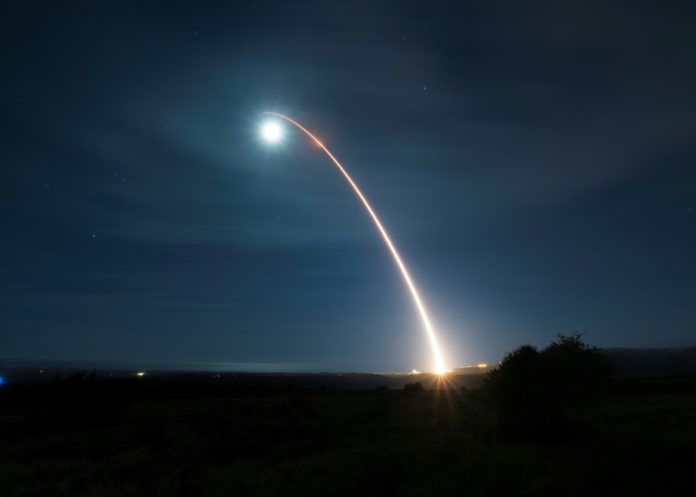 Prueba del misil Minuteman III en febrero de 2020. AFP