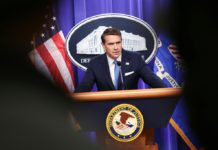 Víctimas de Epstein aseguran que sus agresores siguen protegidos pese a los nuevos documentos