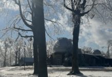 Trabajan en recuperación de edificios del Observatorio Vanderbilt Dyer tras tormenta invernal