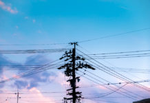 Tormentas provocan apagones masivos al este de Tennessee