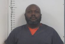 Tras las rejas profesor por conducta inapropiada con un menor de edad