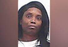 Oficial de libertad condicional arrestada tras intentar intervenir en operativo contra el narcotráfico