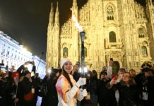 La llama olímpica llega a Milán a un día de la apertura