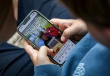 La figura de Zuckerberg, centro del debate antes del juicio por adicción a las redes en EEUU