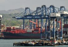 Guerra por el Canal: Hutchison amenaza demandar a Maersk