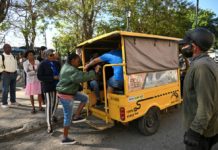 Triciclos eléctricos y bicitaxis, la alternativa ante la crisis de combustible en Cuba