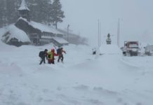 El clima extremo retrasa la recuperación de los restos de las víctimas de la avalancha en California