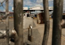 Hutchison denuncia «irrupción» en sus oficinas de Panamá