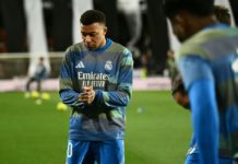 Arbeloa rechaza poner fecha a la reaparición de Mbappé con el Real Madrid