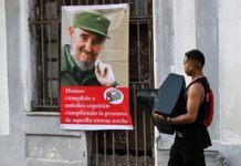 Diez panameños son detenidos en Cuba por «propaganda» contra el gobierno