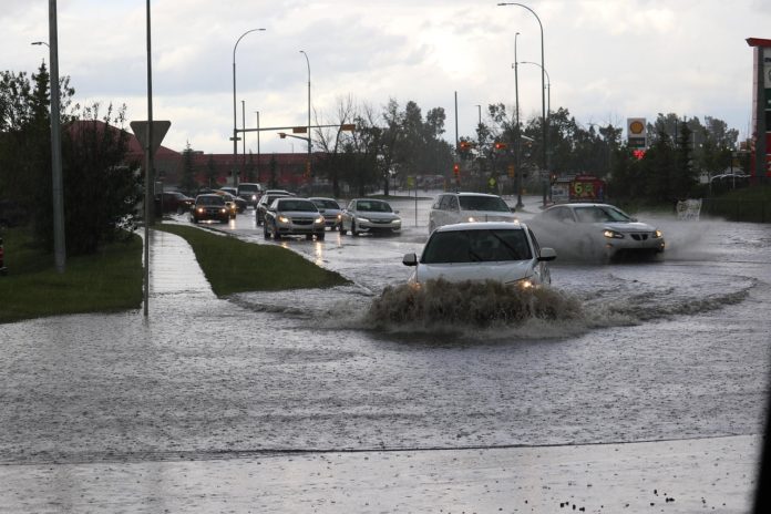 allthingscoastal-flooded-5330617_1280