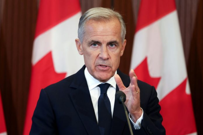 El primer ministro canadiense Mark Carney durante una rueda de prensa en Ottawa el 22 de agosto de 2026. AFP
