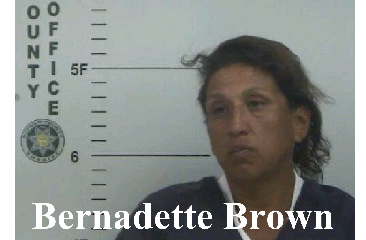 Bernadette Brown, arrestado por la Oficina del Alguacil del Condado de Putnam por allanamiento