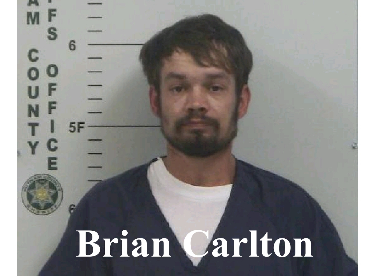 Brian Carlton, arrestado por la Oficina del Alguacil del Condado de Putnam por allanamiento
