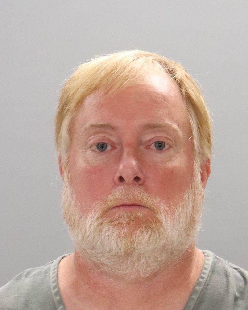 Fotografía de ficha de detención de Jeremy Todd White, hombre de Knoxville acusado por explotación sexual de menores