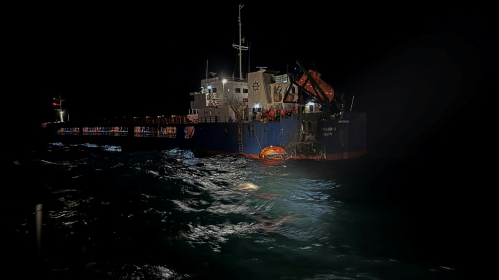 Buque de carga Chelsea 3 atacado con drones de noche cerca de Bulgaria, en el mar Negro