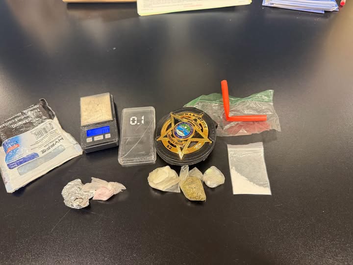 Imagen del sheriff relacionada con el arresto en el condado de Monroe